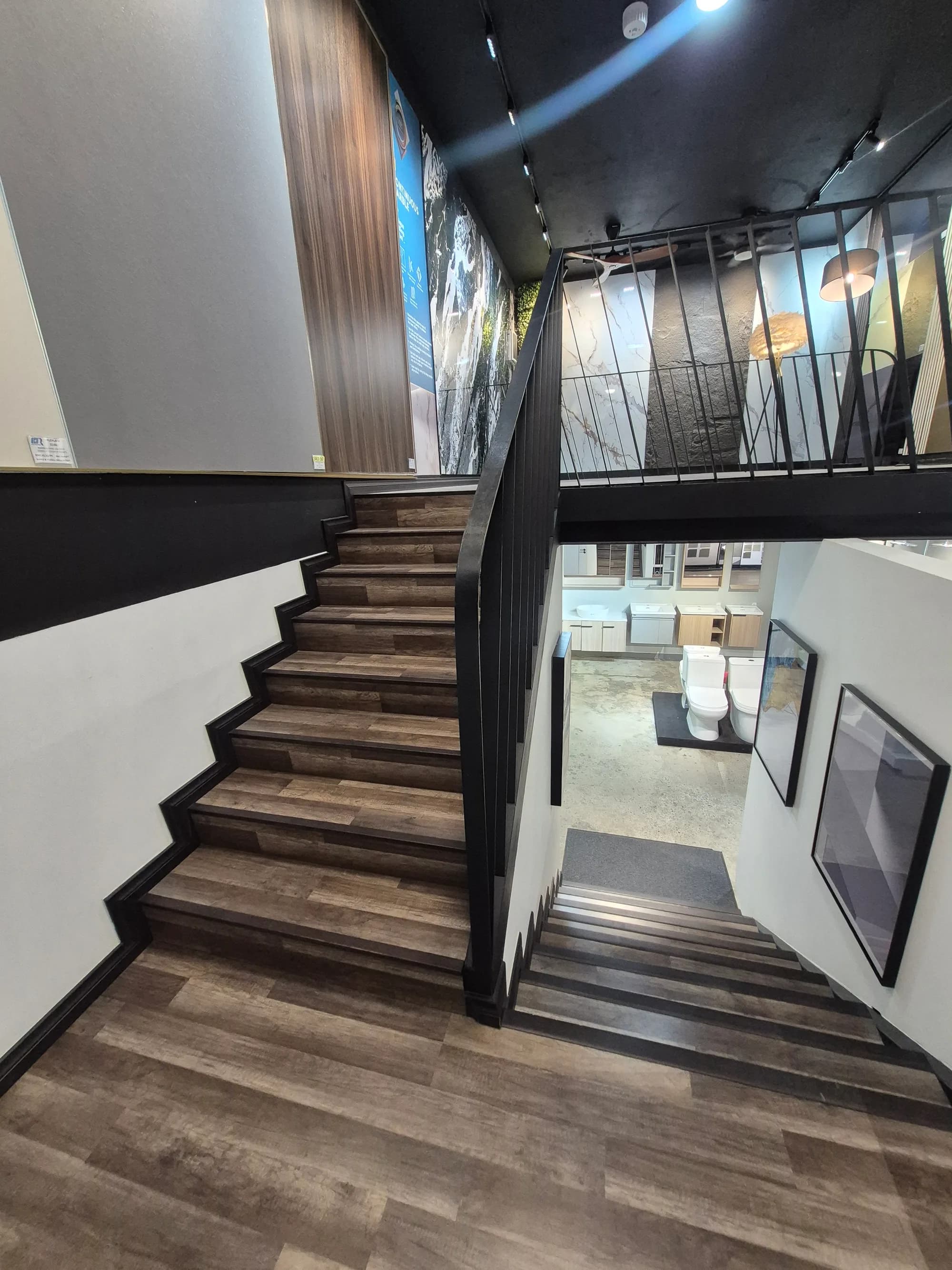 MissReno showroom interior — renovation material displays (8)